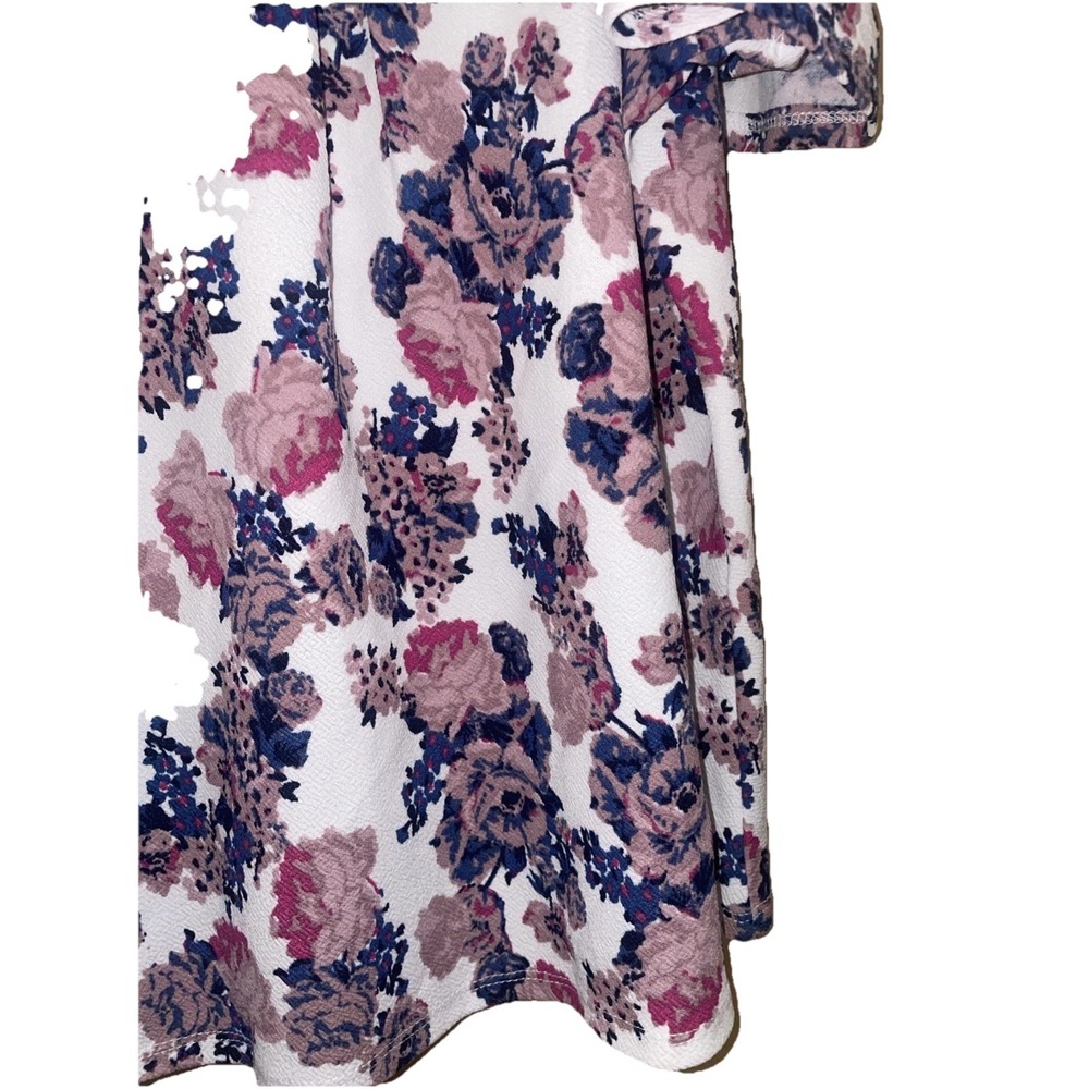 Ultra Flirt Womens Floral Cold Shoulder Ruffle Top Purple Pink Small 3D464 - Picture 13 of 13
